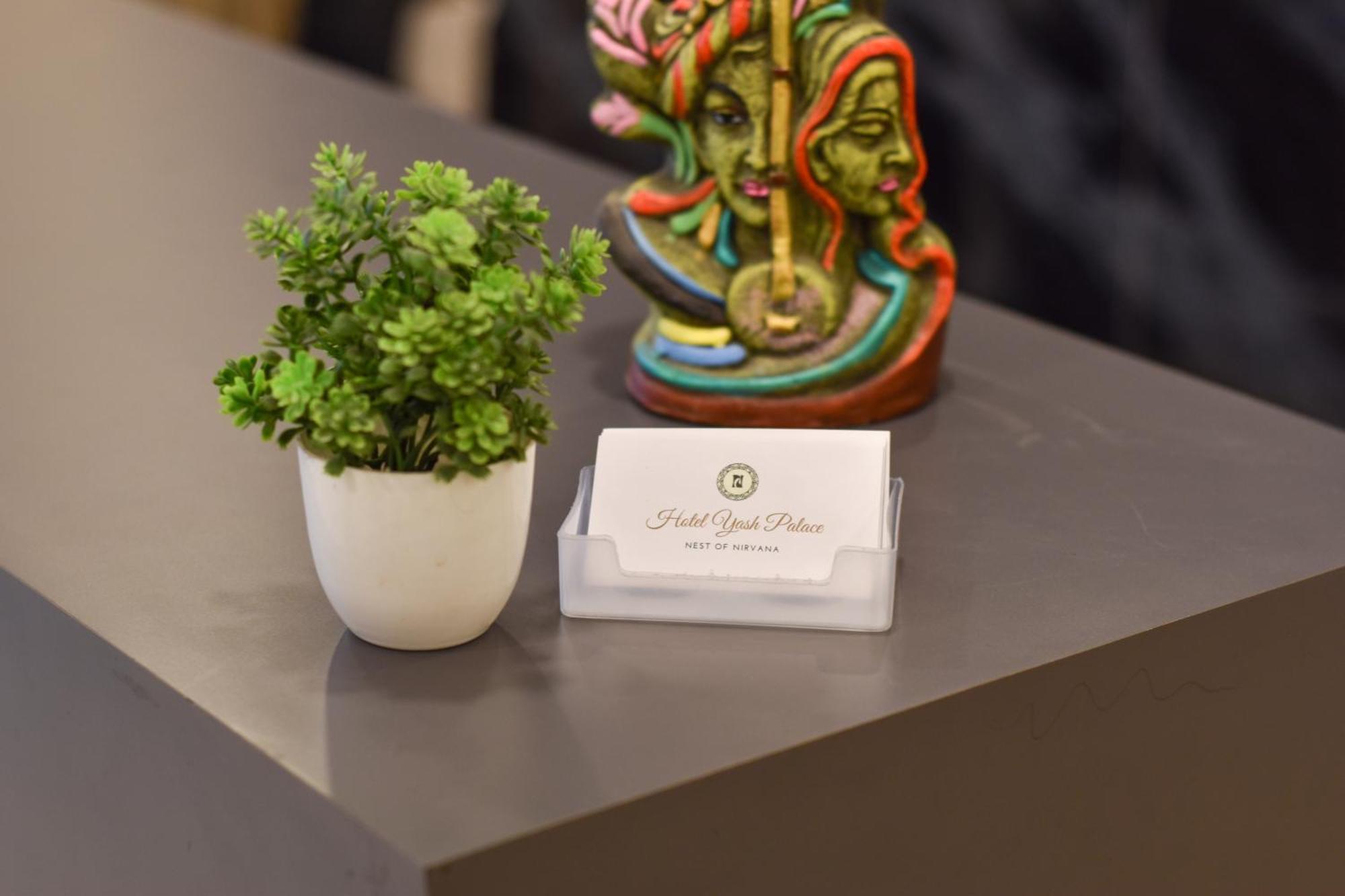 Hotel Yash Palace ニューデリー エクステリア 写真
