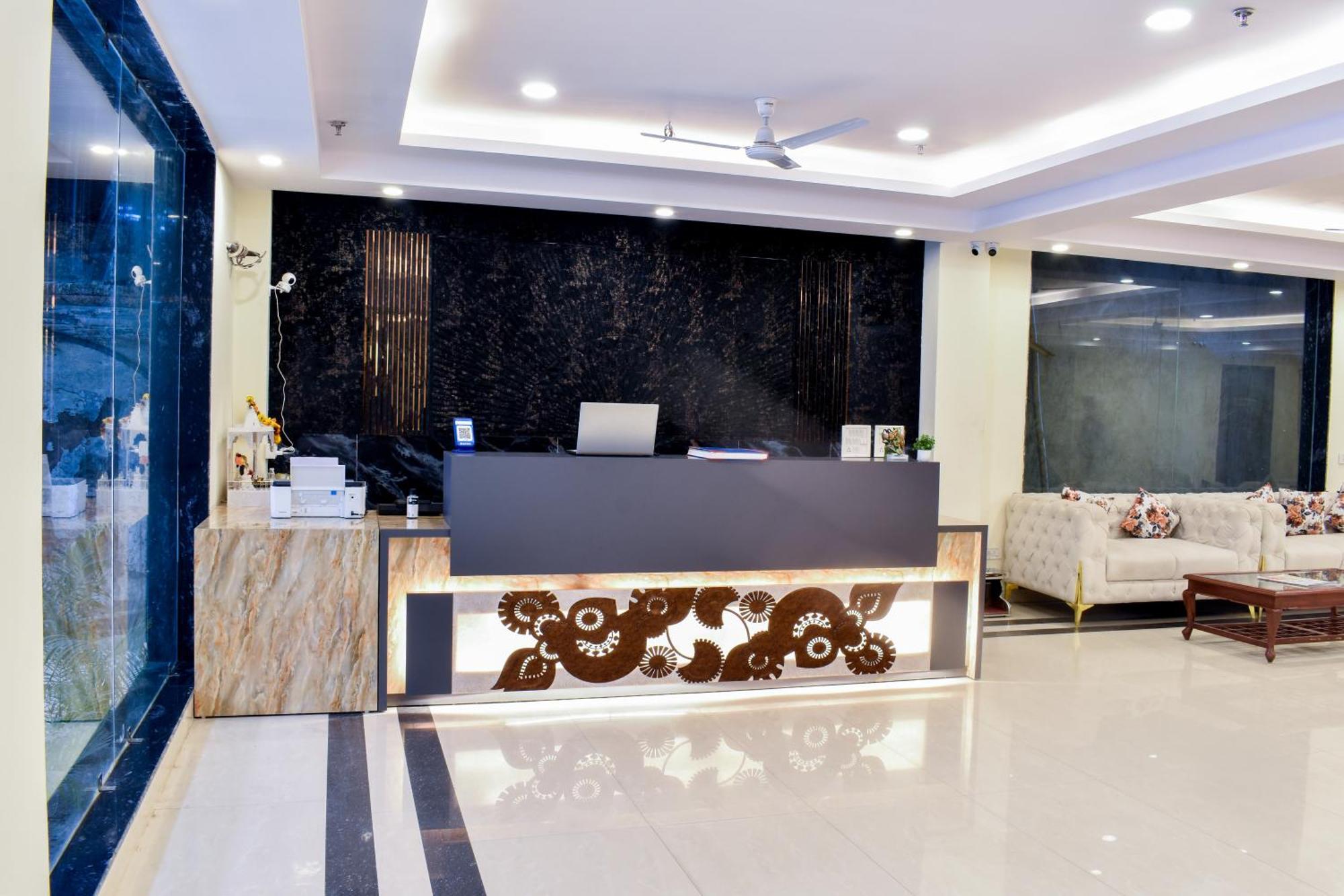 Hotel Yash Palace ニューデリー エクステリア 写真